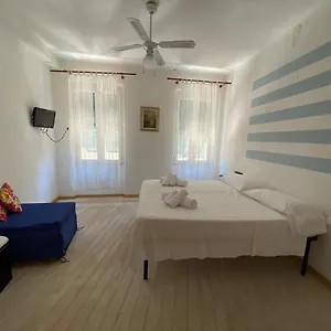 Apartment Holidays Italy
