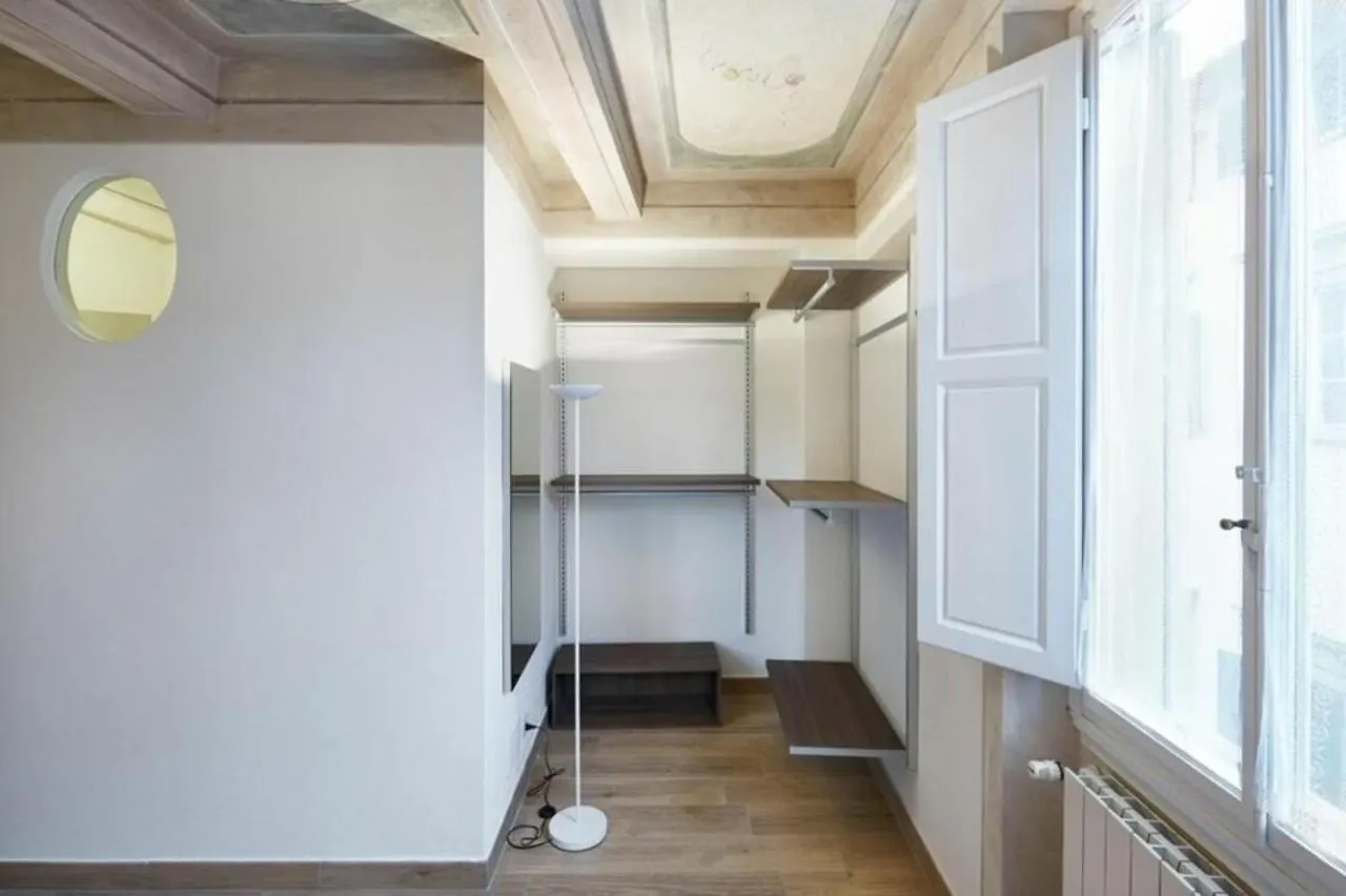 Apartment Giulia E Valentina By Halldis Florence Italy