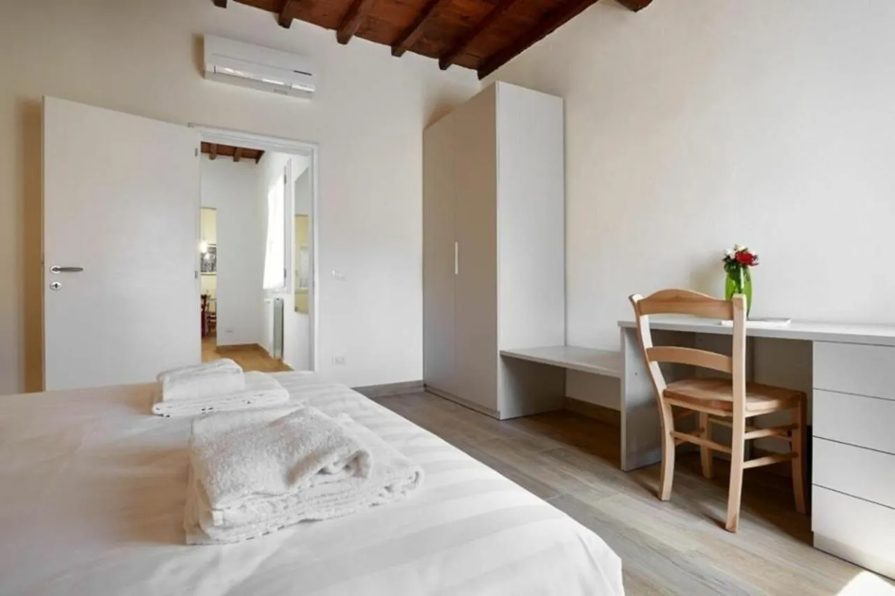 Apartment Giulia E Valentina By Halldis Florence